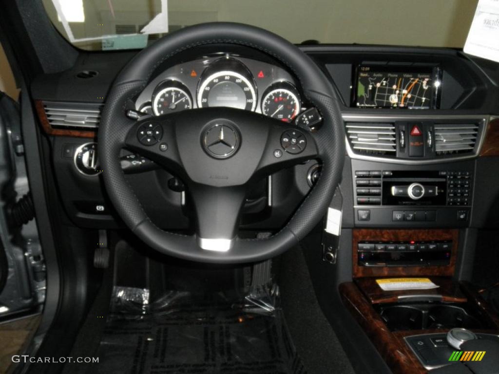 2011 Mercedes-Benz E 350 Sedan Black Dashboard Photo #48643651