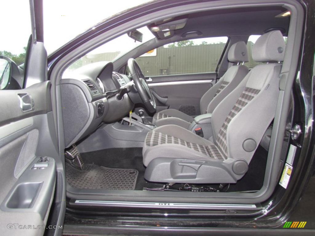 Interlagos Black Cloth Interior 2009 Volkswagen GTI 2 Door Photo #48644125