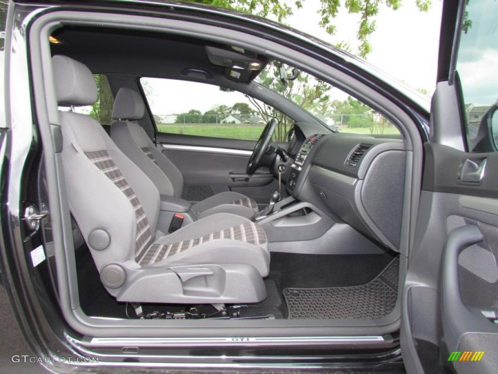 Interlagos Black Cloth Interior 2009 Volkswagen GTI 2 Door Photo #48644137