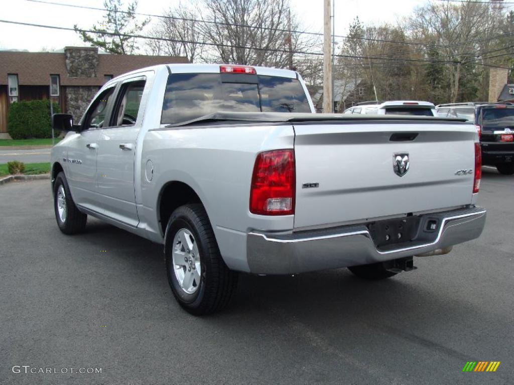 2011 Ram 1500 SLT Crew Cab 4x4 - Bright Silver Metallic / Dark Slate Gray/Medium Graystone photo #6