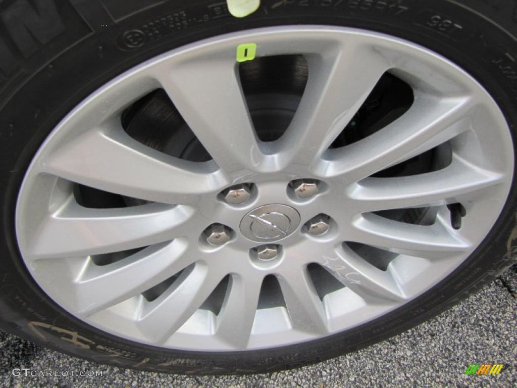 2011 Chrysler 300 Standard 300 Model Wheel Photo #48647647