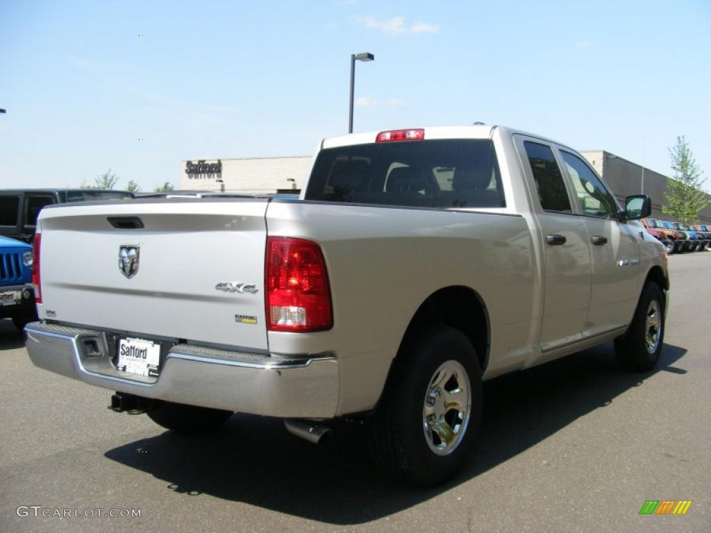 2011 Ram 1500 ST Quad Cab 4x4 - Bright Silver Metallic / Dark Slate Gray/Medium Graystone photo #3