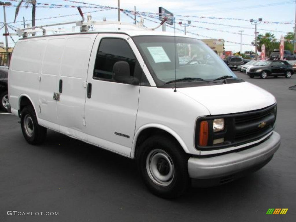 2001 Express 2500 Commercial Van - White / Medium Gray photo #1