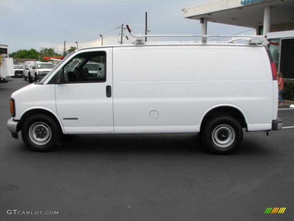 2001 Express 2500 Commercial Van - White / Medium Gray photo #6