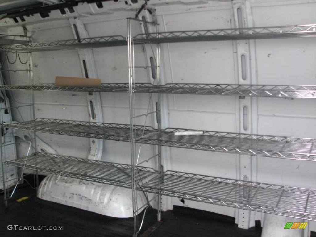 2001 Express 2500 Commercial Van - White / Medium Gray photo #11