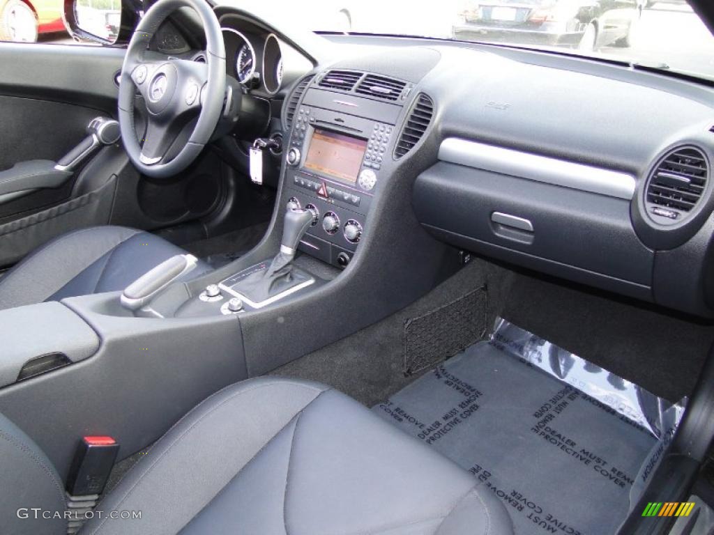2010 Mercedes-Benz SLK 300 Roadster Black Dashboard Photo #48650680