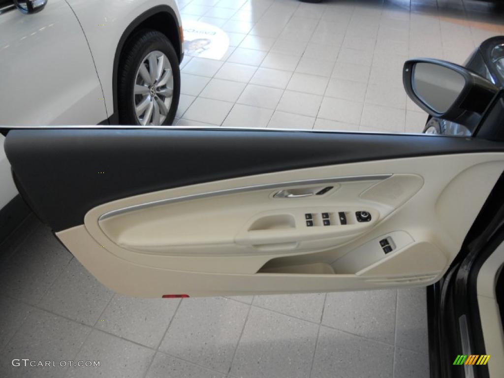 2012 Volkswagen Eos Komfort Cornsilk Beige Door Panel Photo #48651889