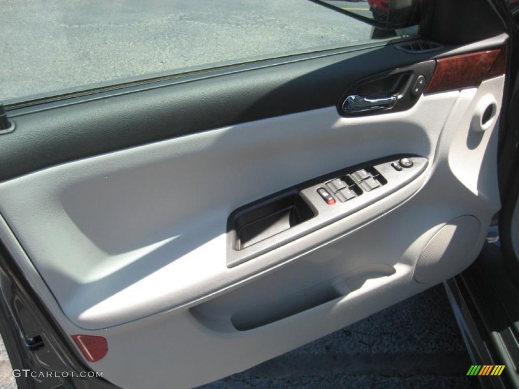 2011 Impala LT - Cyber Gray Metallic / Gray photo #12