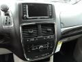 2011 Dodge Grand Caravan Crew Controls
