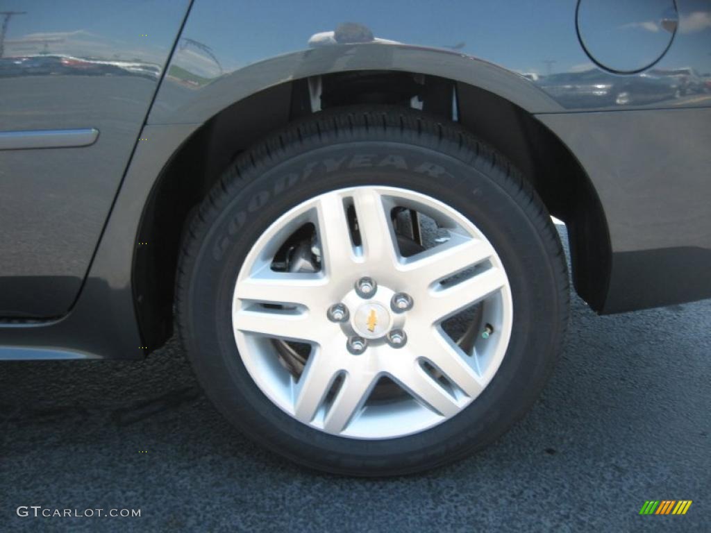 2011 Impala LT - Cyber Gray Metallic / Gray photo #16