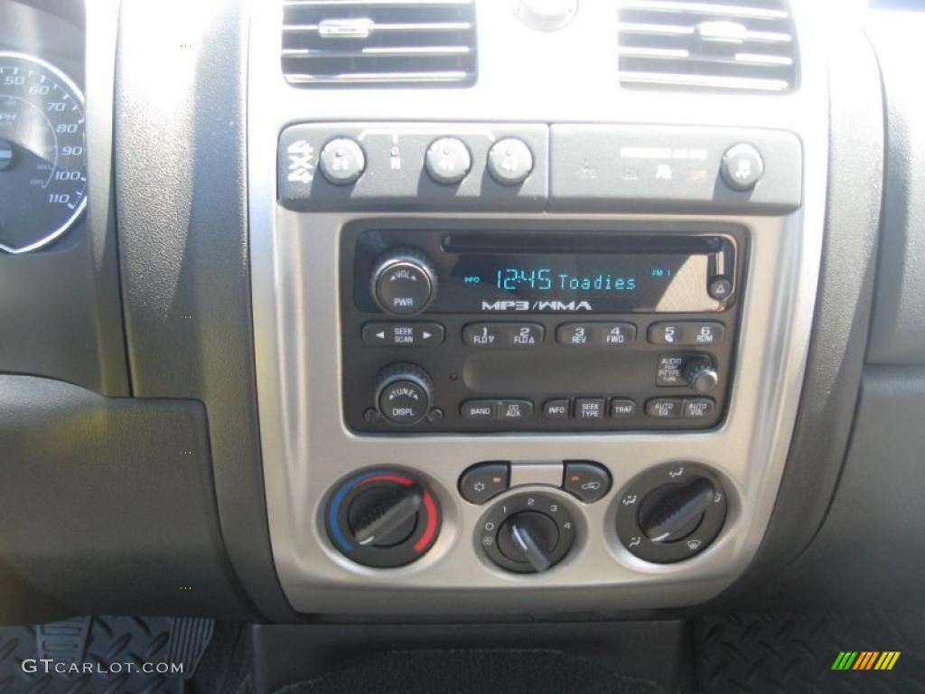 2011 Chevrolet Colorado LT Regular Cab 4x4 Controls Photo #48652498