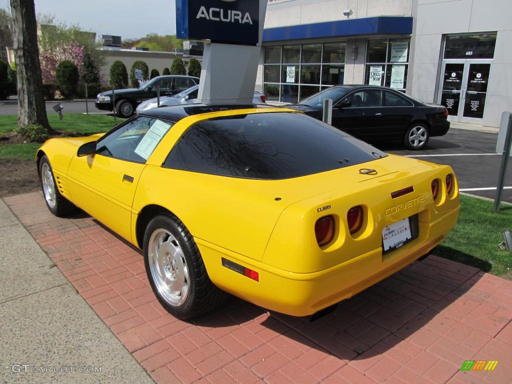 1994 Corvette Coupe - Competition Yellow / Black photo #7