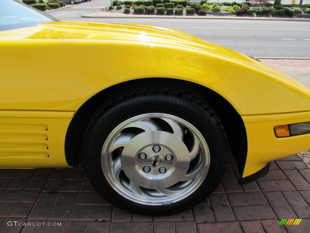 1994 Corvette Coupe - Competition Yellow / Black photo #11
