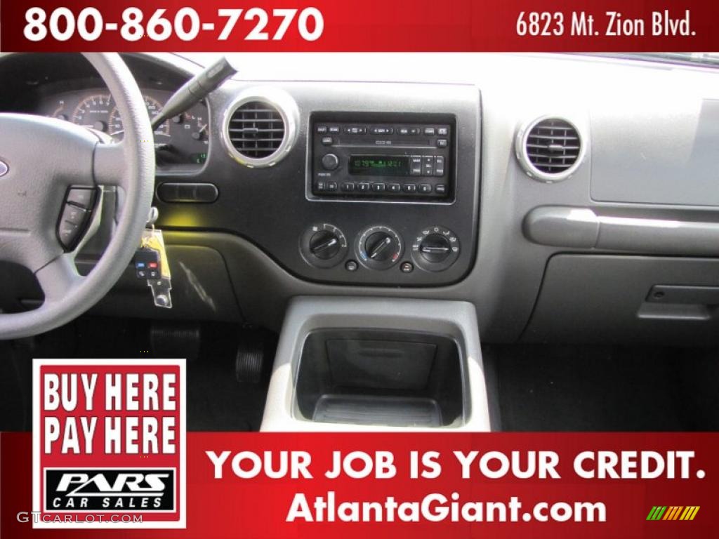 2003 Expedition XLT - Silver Birch Metallic / Flint Grey photo #12