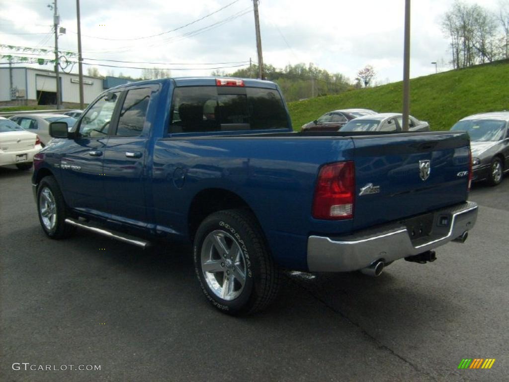 2011 Ram 1500 Big Horn Quad Cab 4x4 - Deep Water Blue Pearl / Dark Slate Gray/Medium Graystone photo #5