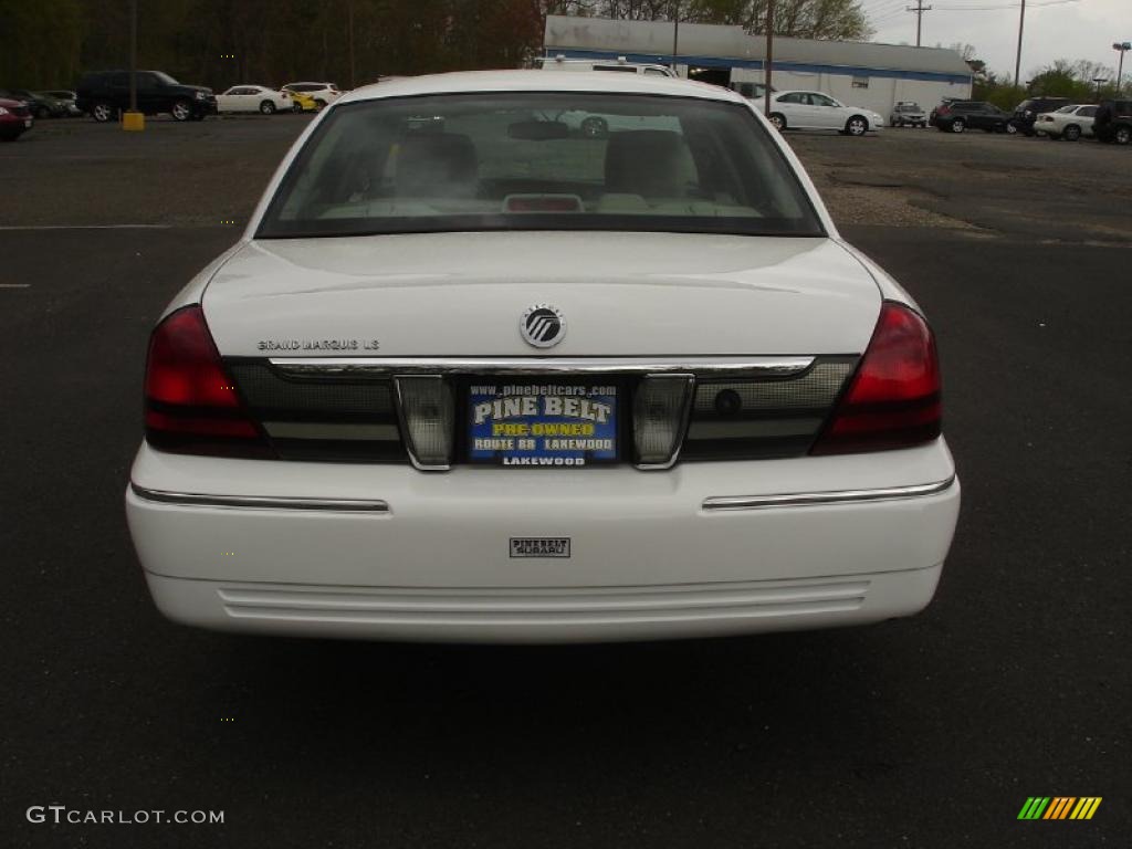 2011 Grand Marquis LS Ultimate Edition - Vibrant White / Light Camel photo #5
