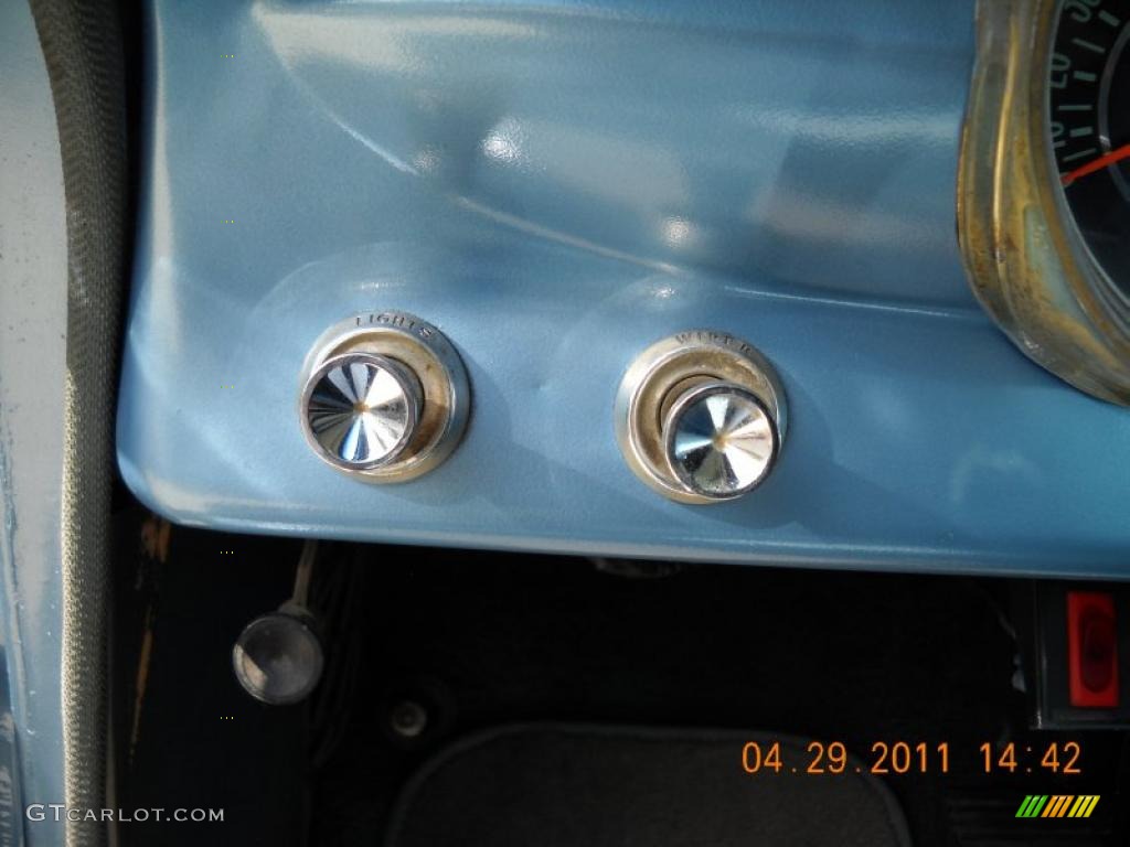 1963 Chevrolet Chevy II Nova 2 Door Hardtop Controls Photo #48664938