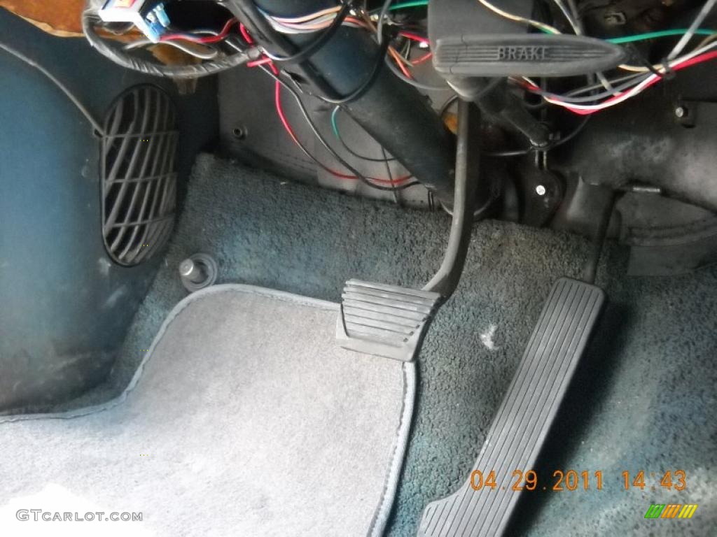 1963 Chevrolet Chevy II Nova 2 Door Hardtop Controls Photo #48665001