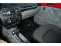 Black Interior Photo for 1998 Volkswagen New Beetle #48665103