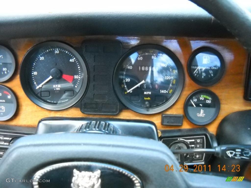 1985 Jaguar XJ XJ6 Gauges Photo #48665460