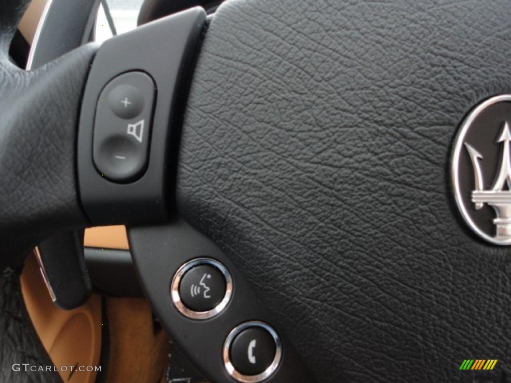 2011 Maserati GranTurismo S Automatic Controls Photo #48666957
