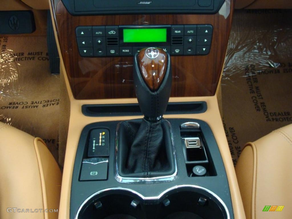 2009 Maserati Quattroporte Sport GT S Transmission Photos