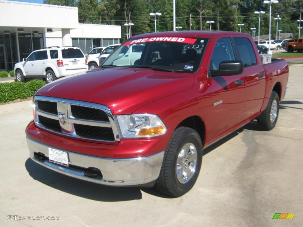 2009 Ram 1500 SLT Crew Cab 4x4 - Inferno Red Crystal Pearl / Light Pebble Beige/Bark Brown photo #1