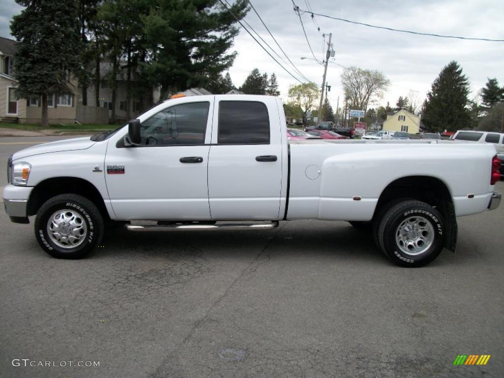 Bright White 2008 Dodge Ram 3500 Big Horn Edition Quad Cab 4x4 Dually Exterior Photo #48671097