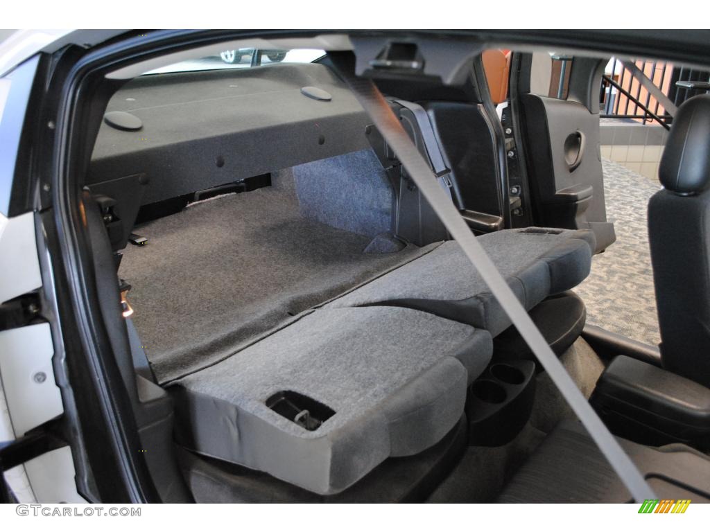 2004 Saturn ION 3 Quad Coupe interior Photo #48672930