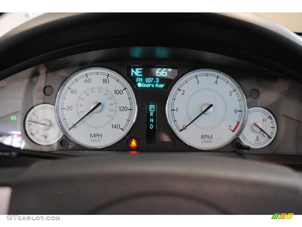 2007 Chrysler 300 Touring AWD Gauges Photo #48673584