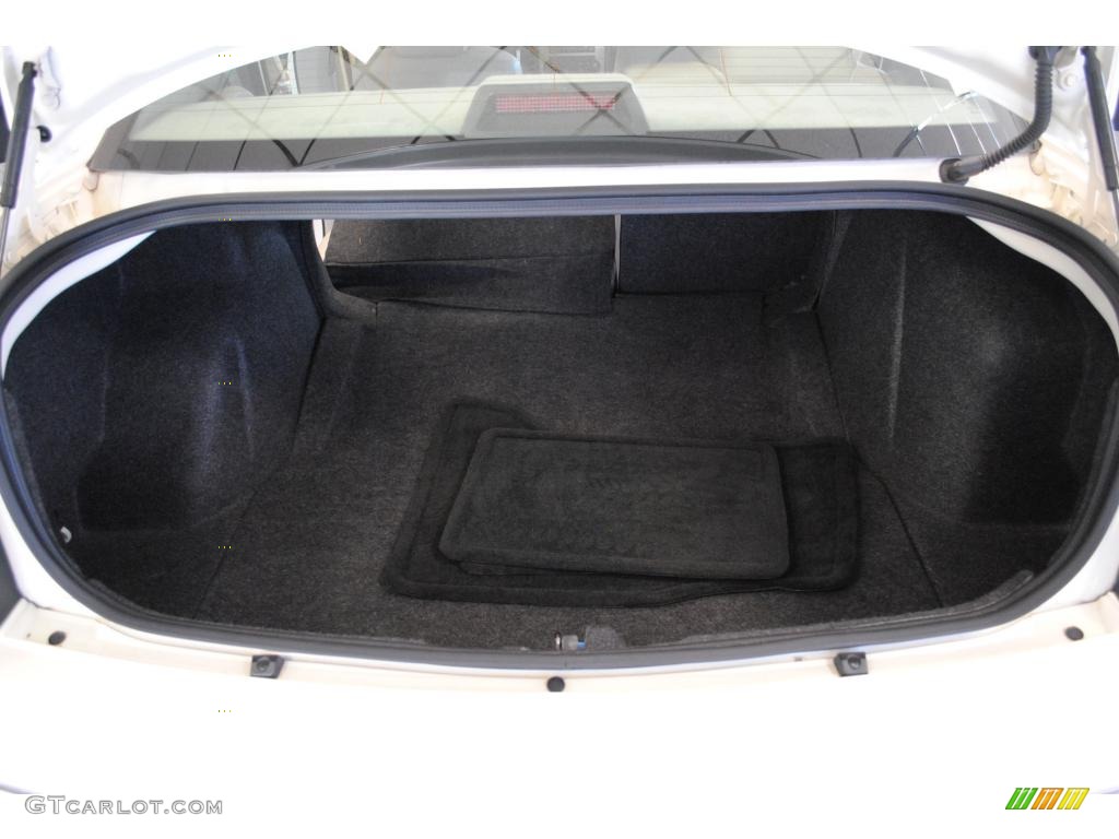 2007 Chrysler 300 Touring AWD Trunk Photo #48673811