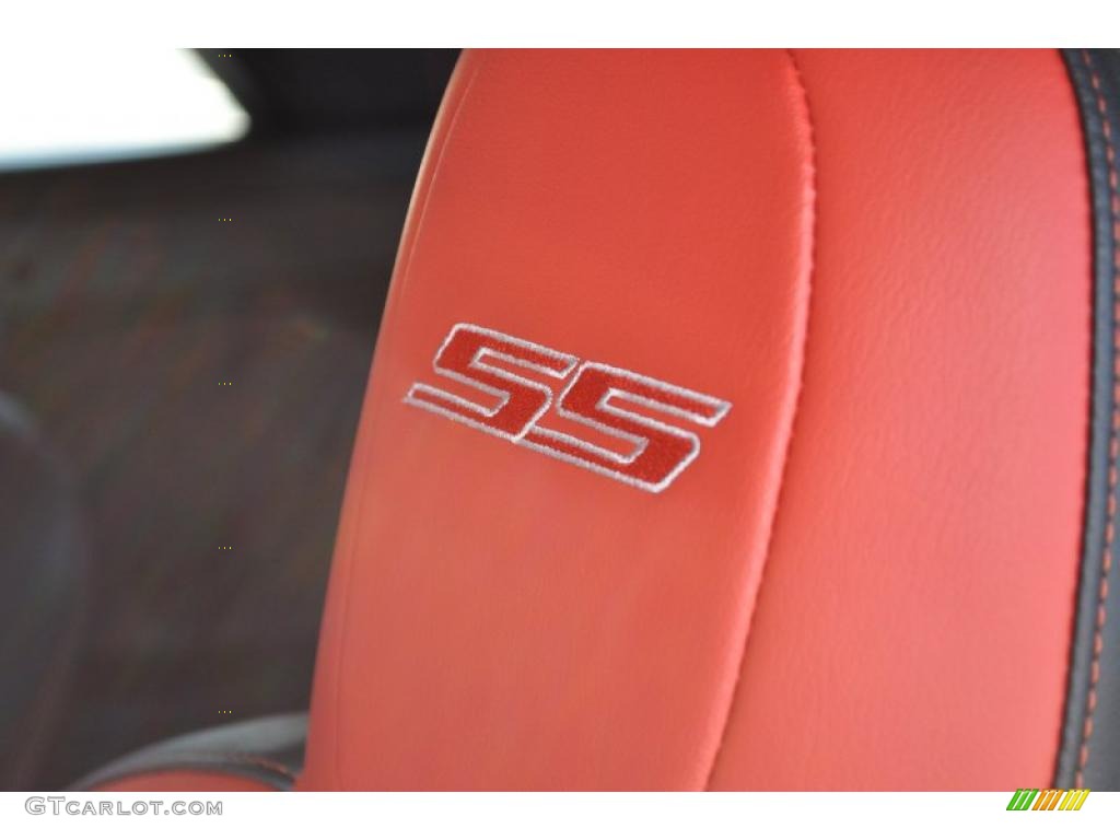 2011 Chevrolet Camaro SS/RS Convertible Marks and Logos Photo #48674393