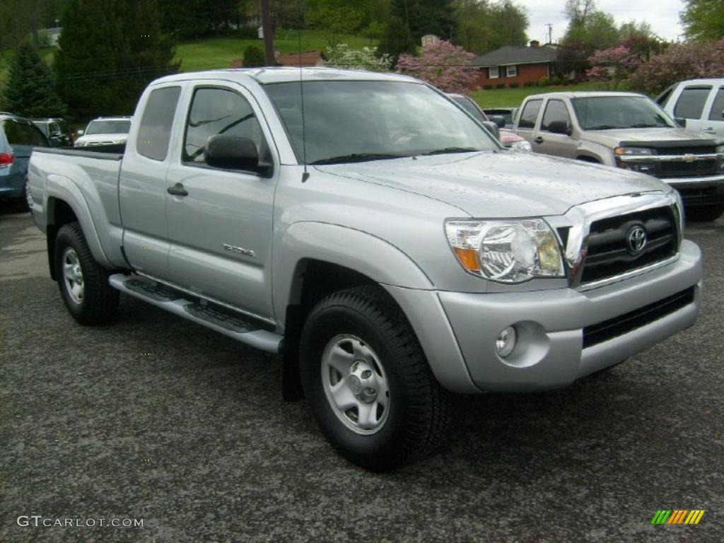 2007 Tacoma V6 Access Cab 4x4 - Silver Streak Mica / Graphite Gray photo #1