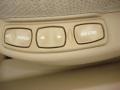 Medium Tan Controls Photo for 2002 Saturn L Series #48677035