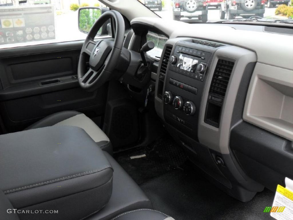 2011 Ram 1500 ST Quad Cab - Hunter Green Pearl / Dark Slate Gray/Medium Graystone photo #19