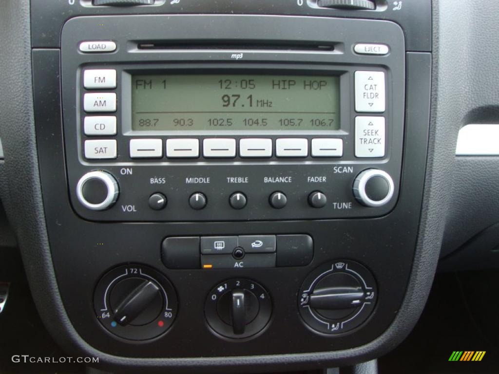 2008 Volkswagen GTI 2 Door Controls Photo #48678713