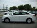 Summit White - Cruze LT Photo No. 3