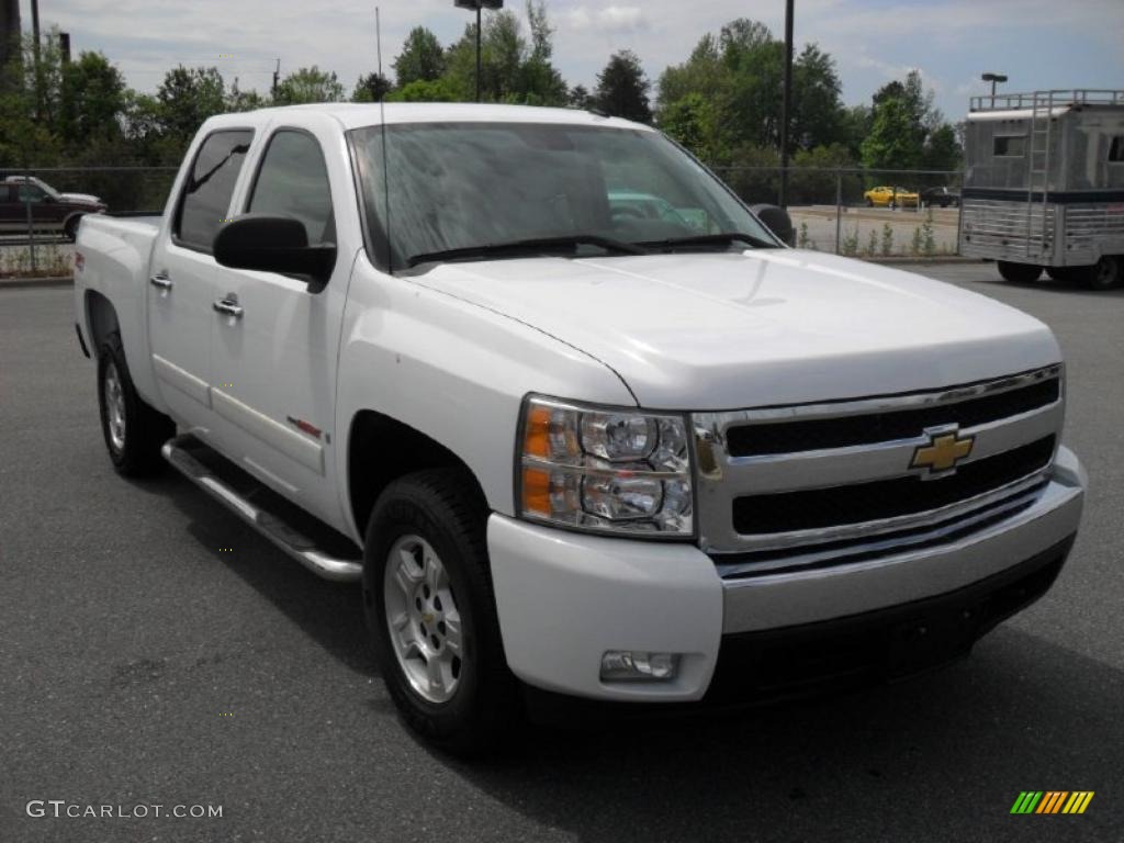 Summit White 2007 Chevrolet Silverado 1500 LT Crew Cab 4x4 Exterior Photo #48679811