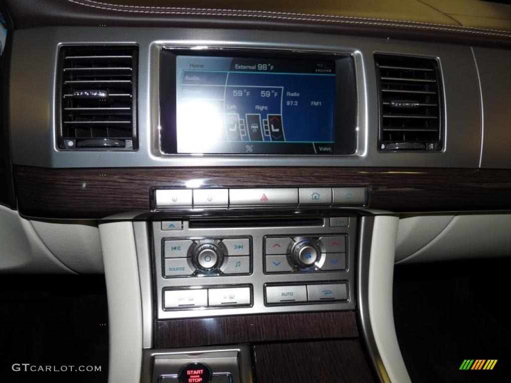 2010 Jaguar XF XF Supercharged Sedan Controls Photo #48681114