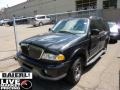 2001 Black Clearcoat Lincoln Navigator 4x4  photo #3