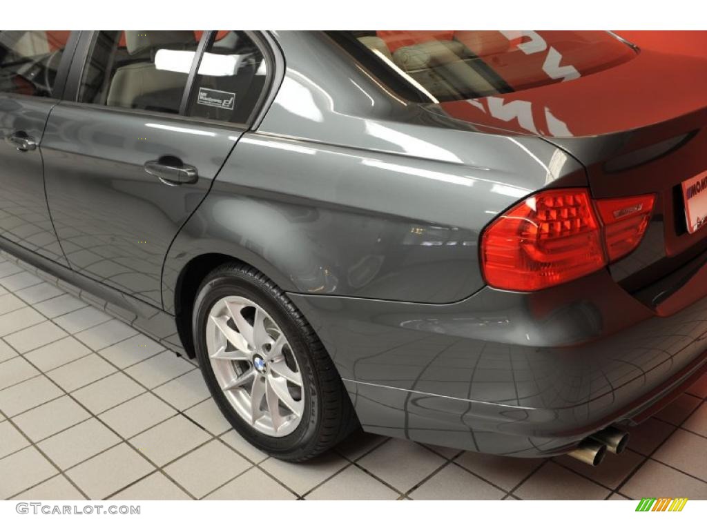 2010 3 Series 328i Sedan - Tasman Green Metallic / Oyster/Black Dakota Leather photo #21