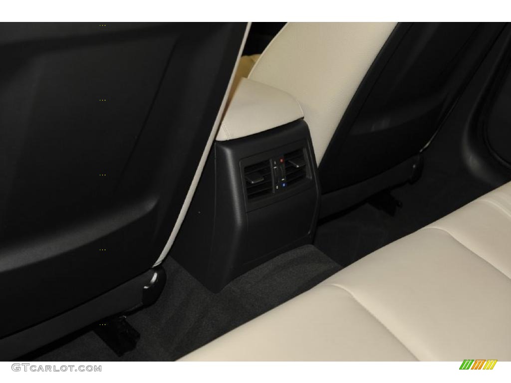 2010 3 Series 328i Sedan - Tasman Green Metallic / Oyster/Black Dakota Leather photo #34