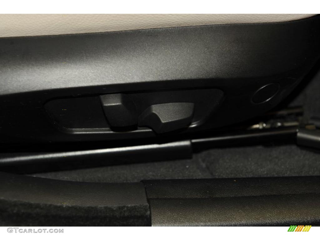 2010 3 Series 328i Sedan - Tasman Green Metallic / Oyster/Black Dakota Leather photo #44