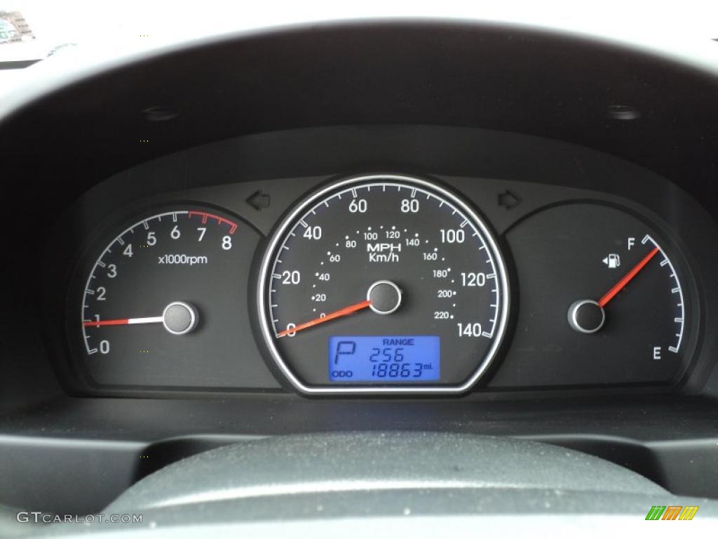 2010 Elantra SE - Ebony Black / Gray photo #36