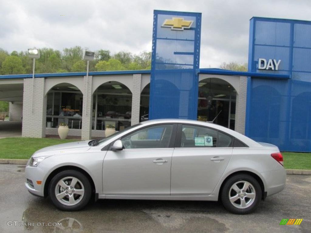 2011 Cruze LT - Silver Ice Metallic / Jet Black photo #2