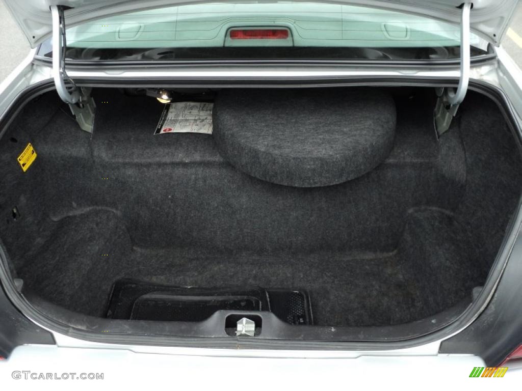 2002 Mercury Grand Marquis GS Trunk Photos