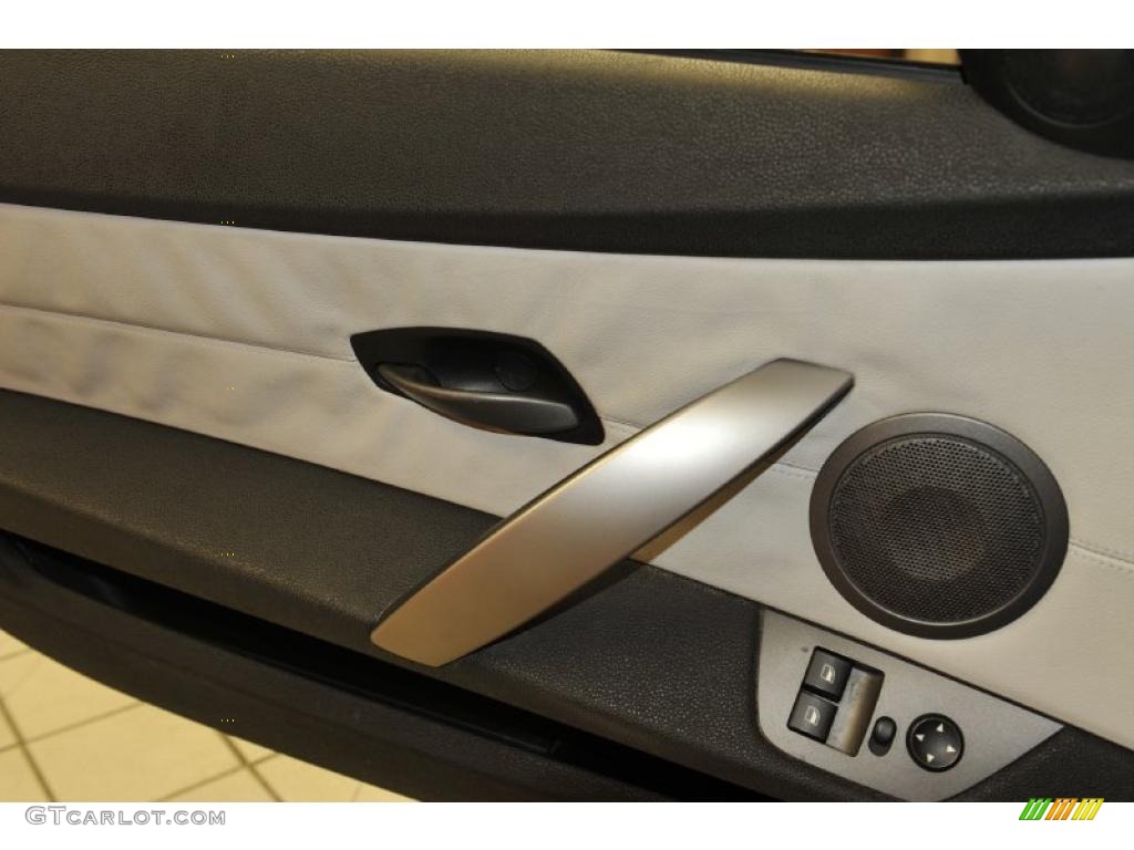 2003 Z4 2.5i Roadster - Titanium Silver Metallic / Pearl Grey photo #26