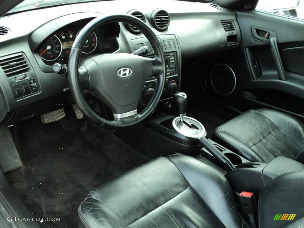 Black Interior 2003 Hyundai Tiburon GT V6 Photo #48685169