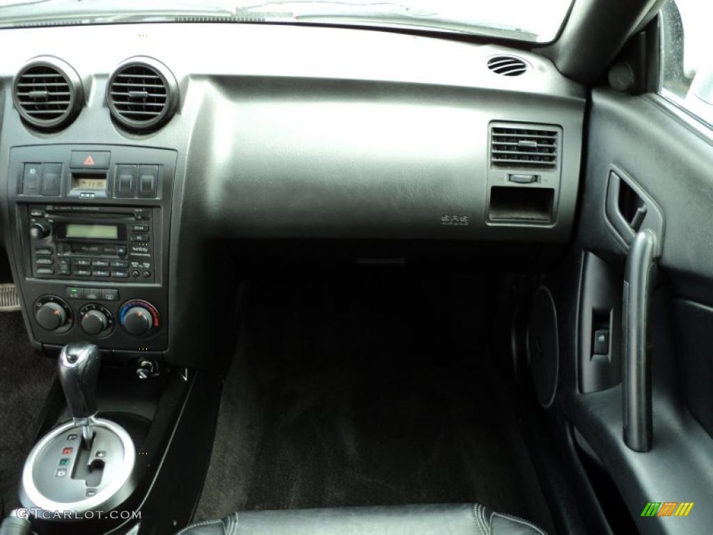 2003 Hyundai Tiburon GT V6 Black Dashboard Photo #48685232