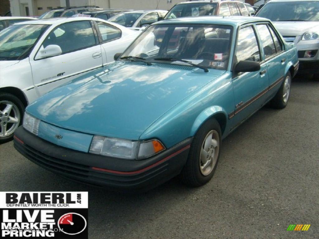 1993 Cavalier VL Sedan - Medium Quasar Blue Metallic / Black photo #3